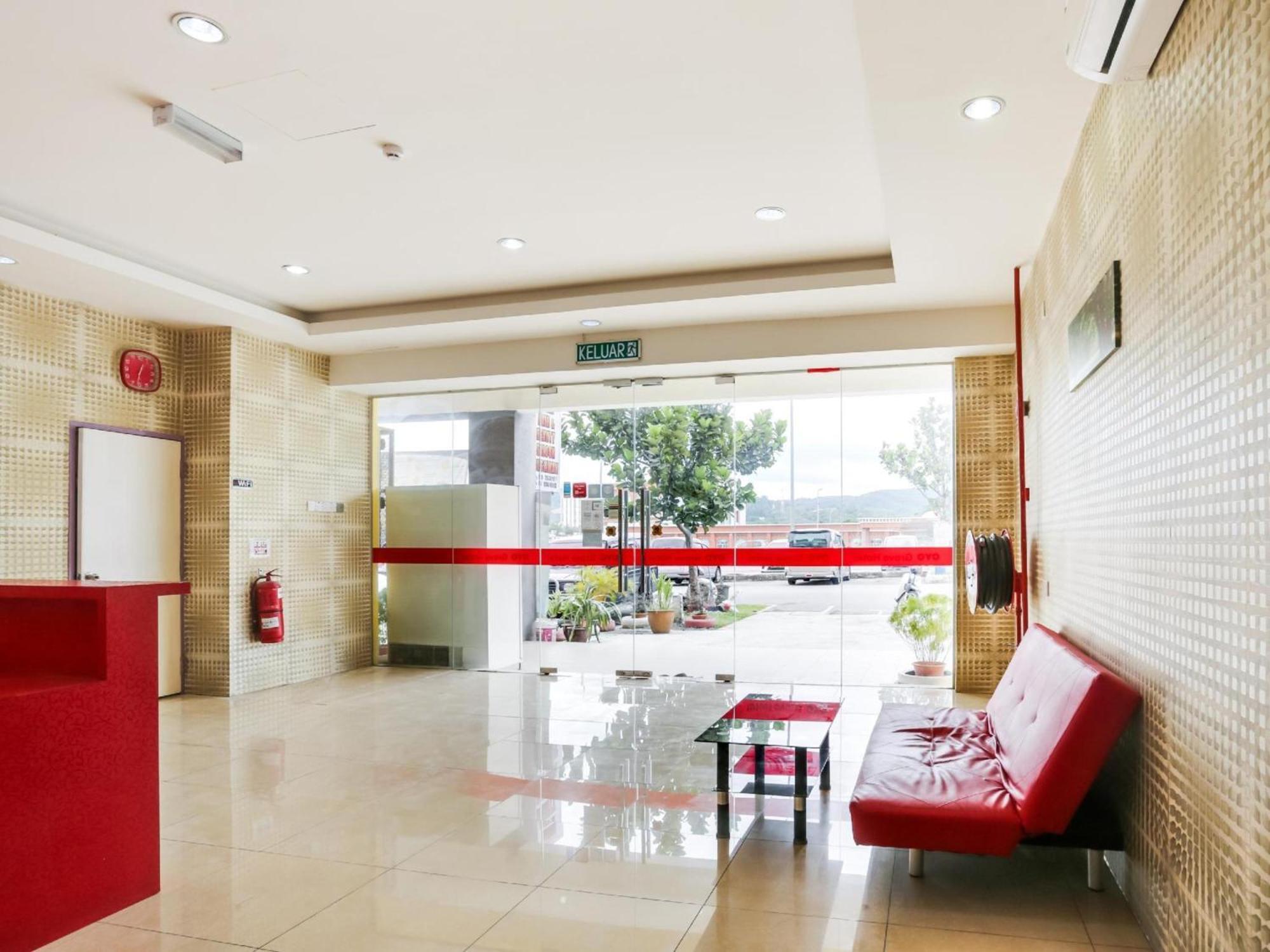 Oyo 89583 Grove Hotel Kajang Exterior foto